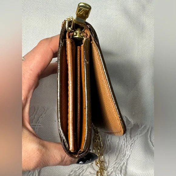 LOUIS VUITTON PORTE TRESOR MONOGRAM WALLET WITH CHAIN - Picture 13 of 17